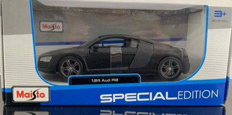 AUDI R8 V10 plus black mat 1:24 model Maisto 31281 AUDI R8 V10 plus black mat 1:24 model Maisto 31281