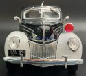 Ford Deluxe 1939 (state police) 1:18 Maisto 31366