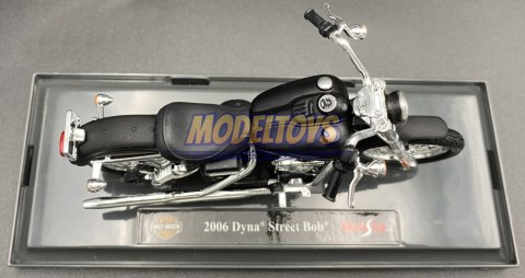 HARLEY DAVIDSON Dyna Street Bob 2006 1:18 Maisto HARLEY DAVIDSON Dyna Street Bob 2006 1:18 Maisto