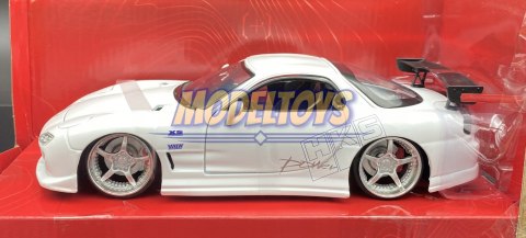 MAZDA RX-7 1993 Szybcy i Wściekli model JADA 1:24 MAZDA RX-7 1993 Szybcy i Wściekli model JADA 1:24