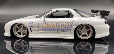 MAZDA RX-7 1993 Szybcy i Wściekli model JADA 1:24 MAZDA RX-7 1993 Szybcy i Wściekli model JADA 1:24