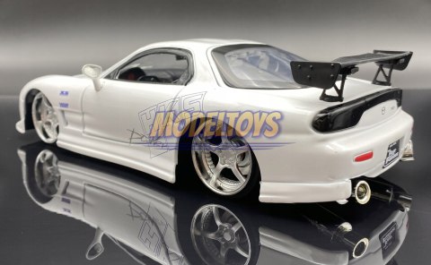 MAZDA RX-7 1993 Szybcy i Wściekli model JADA 1:24 MAZDA RX-7 1993 Szybcy i Wściekli model JADA 1:24
