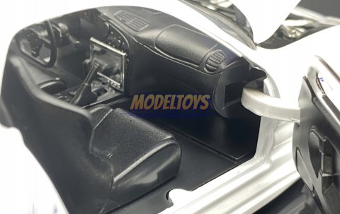 MAZDA RX-7 1993 Szybcy i Wściekli model JADA 1:24 MAZDA RX-7 1993 Szybcy i Wściekli model JADA 1:24