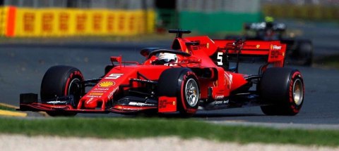 Bolid F1 FERRARI SF90 S. Vettel #5 BBurago 1:43 Bolid F1 FERRARI SF90 S. Vettel #5 BBurago 1:43