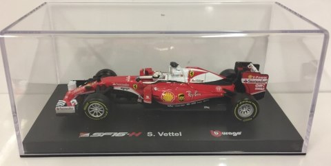 F1 bolid Ferrari SF16-H S. Vettel #5 Bburago 1:32 F1 bolid Ferrari SF16-H S. Vettel #5 Bburago 1:32