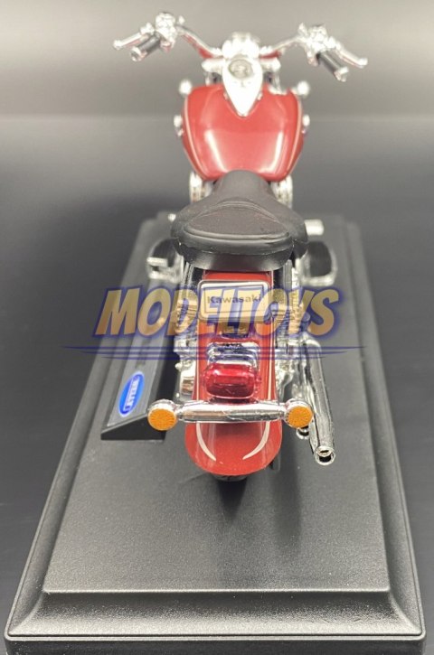KAWASAKI Vulcan 1500 Classic 2002 1:18 Welly KAWASAKI Vulcan 1500 Classic 2002 1:18 Welly