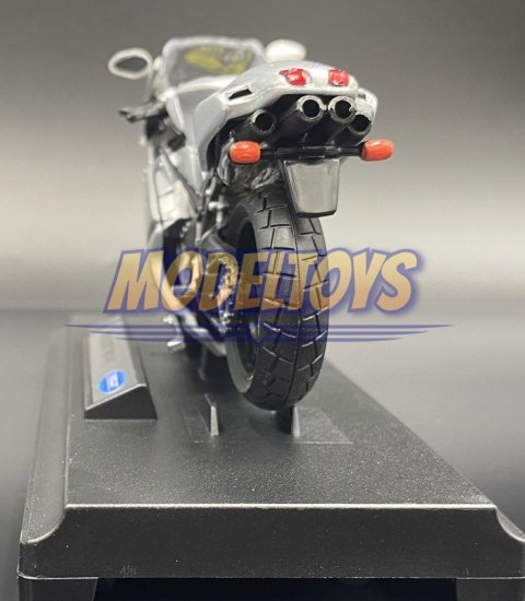 MV AGUSTA F4 S 1+1 motocykl 1:18 Welly metalowy MV AGUSTA F4 S 1+1 motocykl 1:18 Welly metalowy