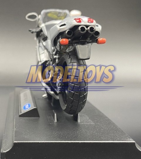 MV AGUSTA F4 S 1+1 motocykl 1:18 Welly metalowy MV AGUSTA F4 S 1+1 motocykl 1:18 Welly metalowy