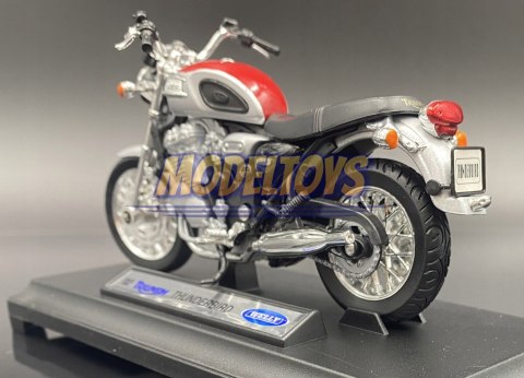 TRIUMPH Thunderbird 2002 model 1:18 Welly TRIUMPH Thunderbird 2002 model 1:18 Welly