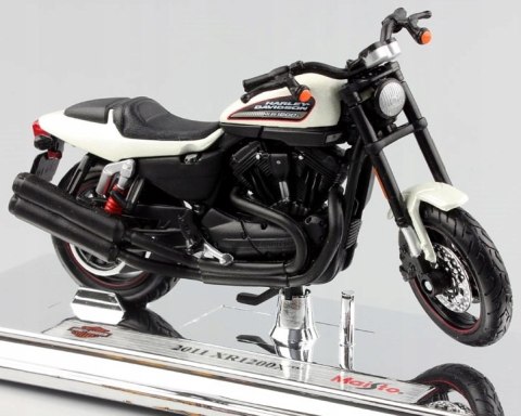 HARLEY DAVIDSON XR 1200X 2011 biały 1:18 Maisto HARLEY DAVIDSON XR 1200X 2011 biały 1:18 Maisto