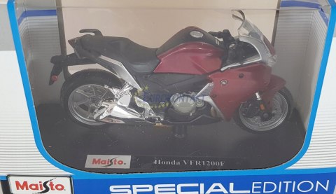 HONDA VFR 1200F z podstawką model 1:18 Maisto HONDA VFR 1200F z podstawką model 1:18 Maisto