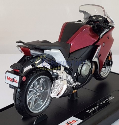HONDA VFR 1200F z podstawką model 1:18 Maisto HONDA VFR 1200F z podstawką model 1:18 Maisto