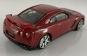 NISSAN GT-R 2009 red model metalowy 1:43 Bburago