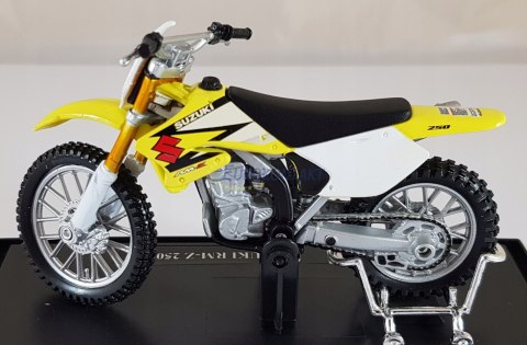 Suzuki RM-Z 250 z podstawką 1:18 Maisto Suzuki RM-Z 250 z podstawką 1:18 Maisto