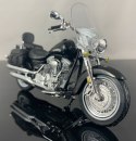 YAMAHA Road Star Silverado z podstawką 1:18 Maisto