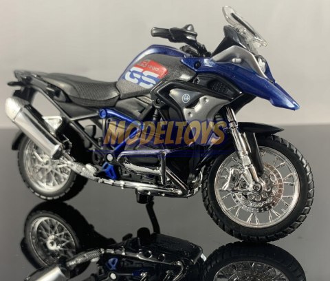 BMW R 1200 GS 2017 na podstawce model 1:18 Maisto BMW R 1200 GS 2017 na podstawce model 1:18 Maisto