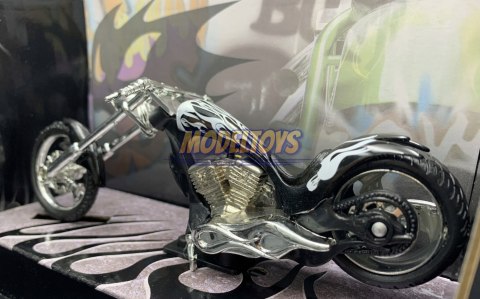 Chopper Iron CUSTOM black white 1:18 Motormax Chopper Iron CUSTOM black white 1:18 Motormax
