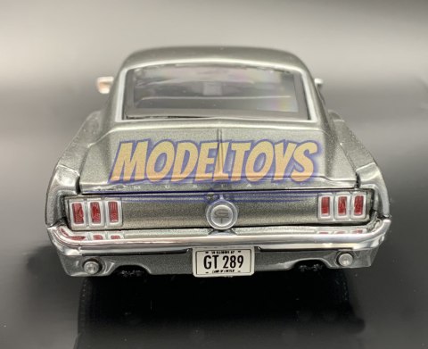 Ford MUSTANG GT 1967 1:24 grey model Maisto 31260 Ford MUSTANG GT 1967 1:24 grey model Maisto 31260