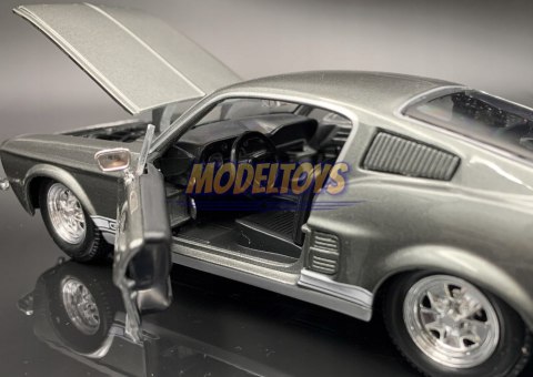 Ford MUSTANG GT 1967 1:24 grey model Maisto 31260 Ford MUSTANG GT 1967 1:24 grey model Maisto 31260