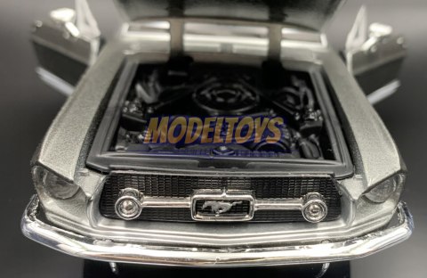 Ford MUSTANG GT 1967 1:24 grey model Maisto 31260 Ford MUSTANG GT 1967 1:24 grey model Maisto 31260