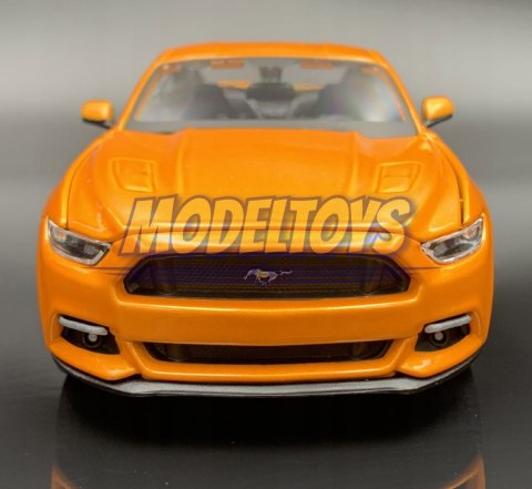 Ford MUSTANG GT 5.0 2015 model 1:24 Maisto 31508 Ford MUSTANG GT 5.0 2015 model 1:24 Maisto 31508