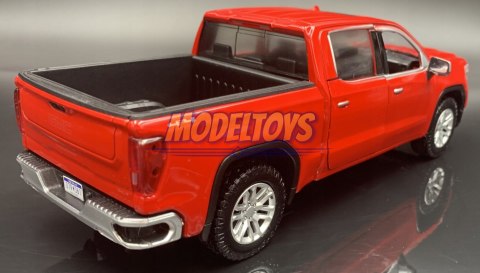 GMC Sierra 1500 SLT Crew Cab 1:27 Motormax 79361 GMC Sierra 1500 SLT Crew Cab 1:27 Motormax 79361