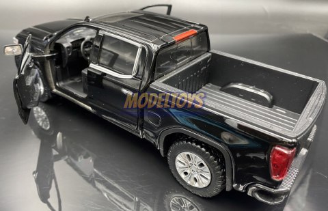 GMC Sierra Denali Crew Cab 1:27 Motormax 79362 GMC Sierra Denali Crew Cab 1:27 Motormax 79362
