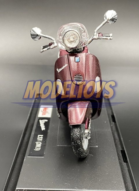 Piaggio LXV 2013 bordowy skuter 1:18 model Maisto Piaggio LXV 2013 bordowy skuter 1:18 model Maisto