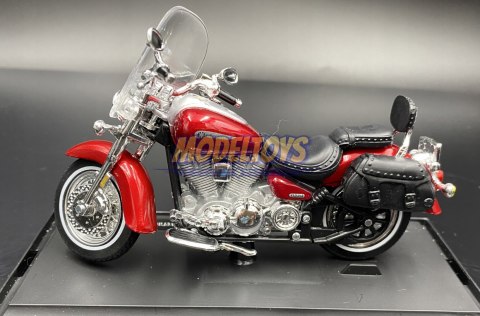 YAMAHA Road Star Silverado z podstawką 1:18 Maisto YAMAHA Road Star Silverado z podstawką 1:18 Maisto