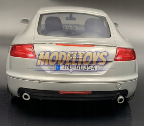 Audi TT coupe V6 3.2 1:18 model Motormax 73177 Audi TT coupe V6 3.2 1:18 model Motormax 73177