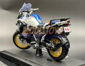 BMW R1250 GS na podstawce model 1:18 Maisto