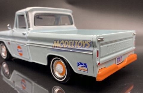 Chevy C10 Fleetside GULF 1:24 Motormax 79648 Chevy C10 Fleetside GULF 1:24 Motormax 79648