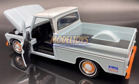 Chevy C10 Fleetside GULF 1:24 Motormax 79648 Chevy C10 Fleetside GULF 1:24 Motormax 79648