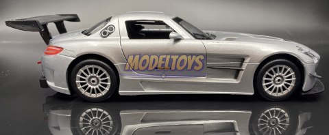 Mercedes Benz SLS AMG GT3 1:24 Motormax 73356 Mercedes Benz SLS AMG GT3 1:24 Motormax 73356