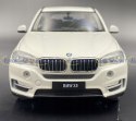 BMW X5 F15 white samochód model Welly 1:24