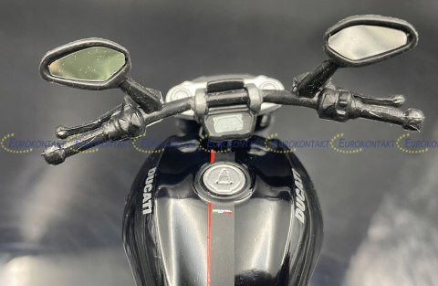 DUCATI X Diavel S motocykl model 1:12 Maisto 77830 DUCATI X Diavel S motocykl model 1:12 Maisto 77830