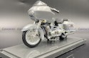 HARLEY-DAVIDSON 2002 FLTR Road Glide 1:18 Maisto