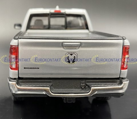 RAM 1500 Hemi 2019 Bighorn pickup model Welly 1:27 RAM 1500 Hemi 2019 Bighorn pickup model Welly 1:27