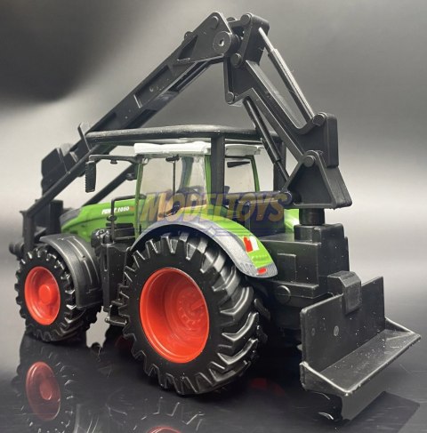 Traktor leśny FENDT 1050 Vario napęd BBURAGO metal Traktor leśny FENDT 1050 Vario napęd BBURAGO metal