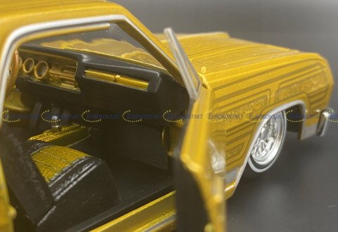Chevrolet ElCamino lowrider 1965 1:25 Maisto 32543 Chevrolet ElCamino lowrider 1965 1:25 Maisto 32543