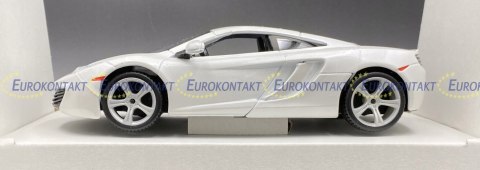 MCLAREN MP4-12C white 1:24 model Bburago 21074 MCLAREN MP4-12C white 1:24 model Bburago 21074