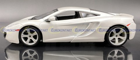 MCLAREN MP4-12C white 1:24 model Bburago 21074 MCLAREN MP4-12C white 1:24 model Bburago 21074