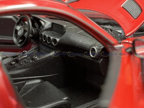 MERCEDES AMG GT R red model metal WELLY 1:24 MERCEDES AMG GT R red model metal WELLY 1:24