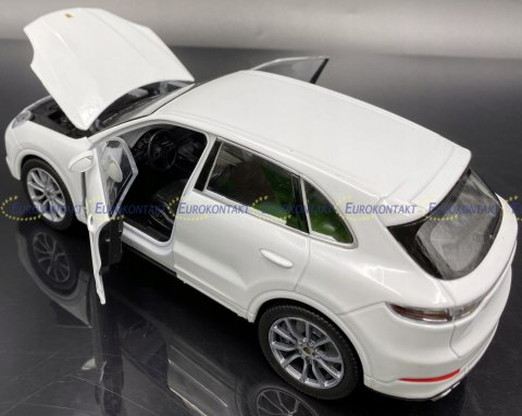 Porsche CAYENNE Turbo 2018 model 24092 Welly 1:24 Porsche CAYENNE Turbo 2018 model 24092 Welly 1:24