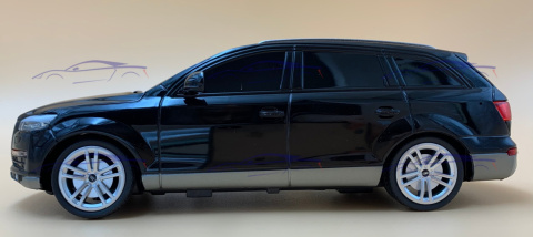AUDI Q7 czarne 1:24 RASTAR AUDI Q7 czarne 1:24 RASTAR