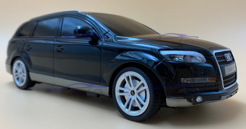 AUDI Q7 czarne 1:24 RASTAR AUDI Q7 czarne 1:24 RASTAR