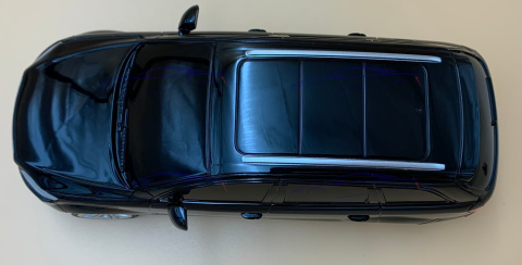 AUDI Q7 czarne 1:24 RASTAR AUDI Q7 czarne 1:24 RASTAR