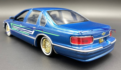 Chevy Caprice 1993 1:24 Motormax 79022 Chevy Caprice 1993 1:24 Motormax 79022