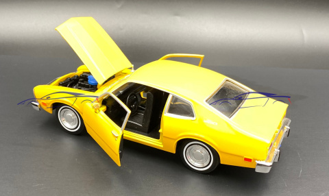 Ford Maverick 1974 1:24 Motormax 79042 Ford Maverick 1974 1:24 Motormax 79042