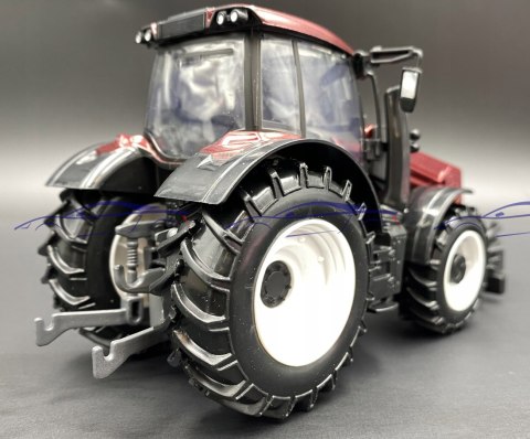 Traktor ciągnik VALTRA N174 1:32 BBURAGO metal Traktor ciągnik VALTRA N174 1:32 BBURAGO metal